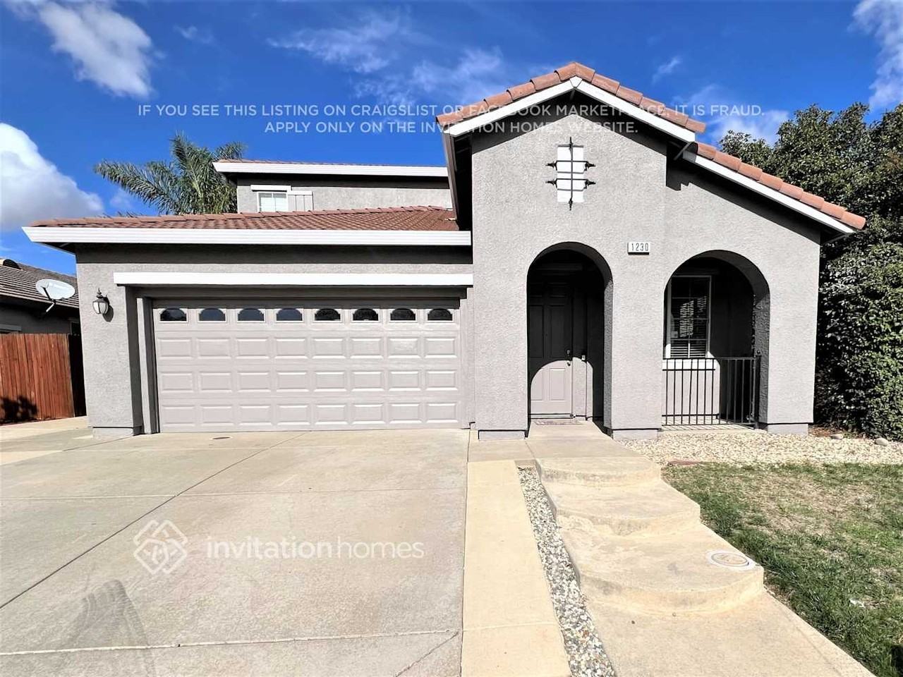 1230 Barnhill Ln - Photo 2 of 19
