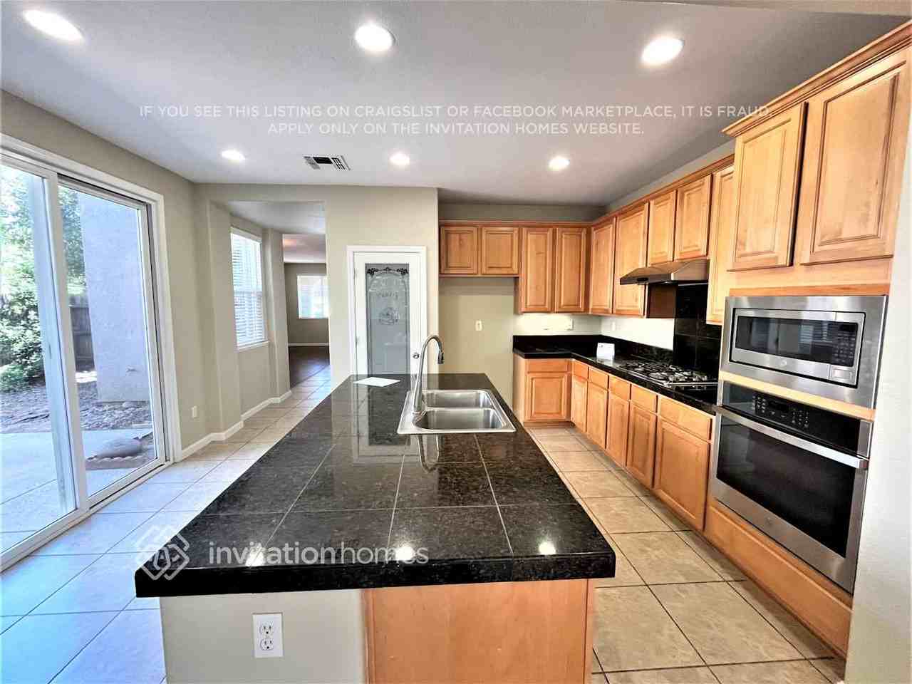 1230 Barnhill Ln - Photo 6 of 19