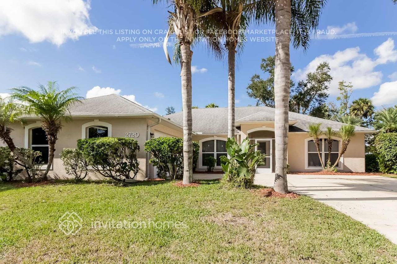 2720 Turnbull Estates Dr - Photo 3 of 20