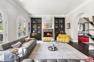 featured image of 2422 Cazaux Pl