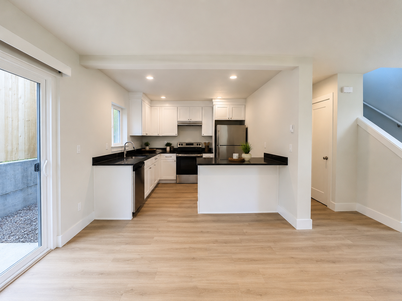 18852 Se Mildred St #18852 - Photo 6 of 24