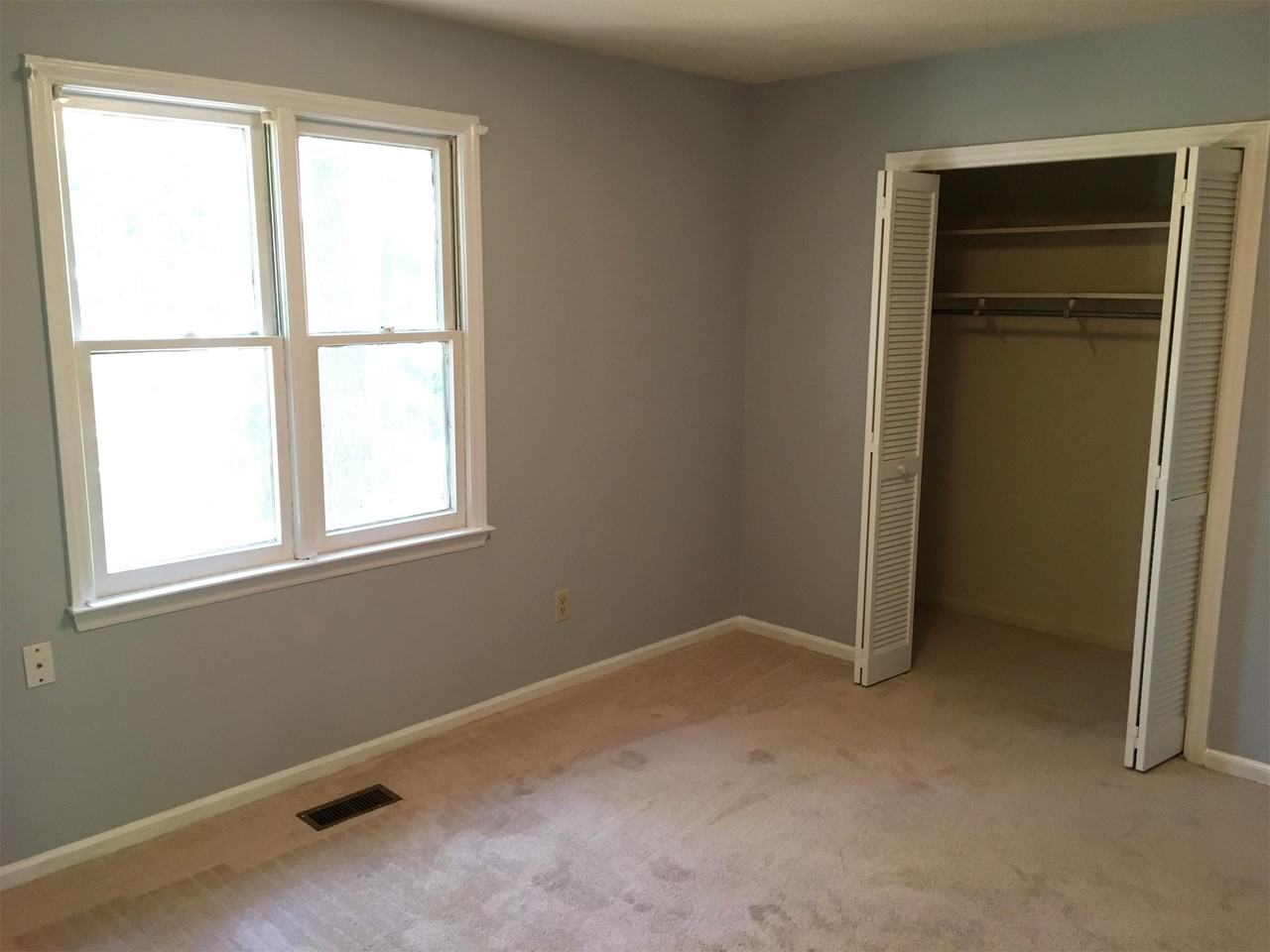924 Hearthridge Ct #A - Photo 3 of 9