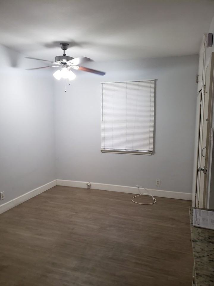 Duncan - Photo 2 of 19