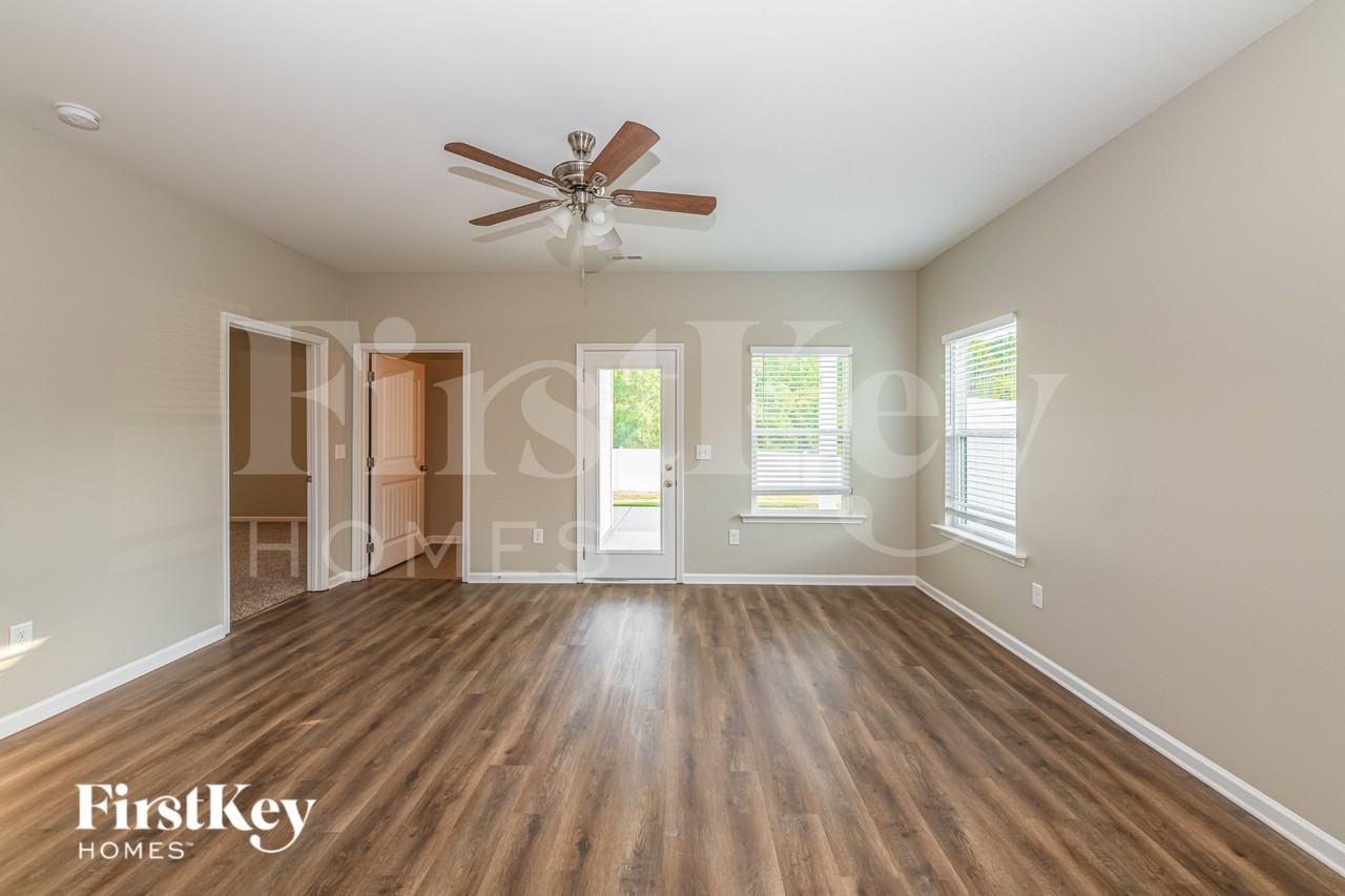197 Verbena Dr - Photo 3 of 19