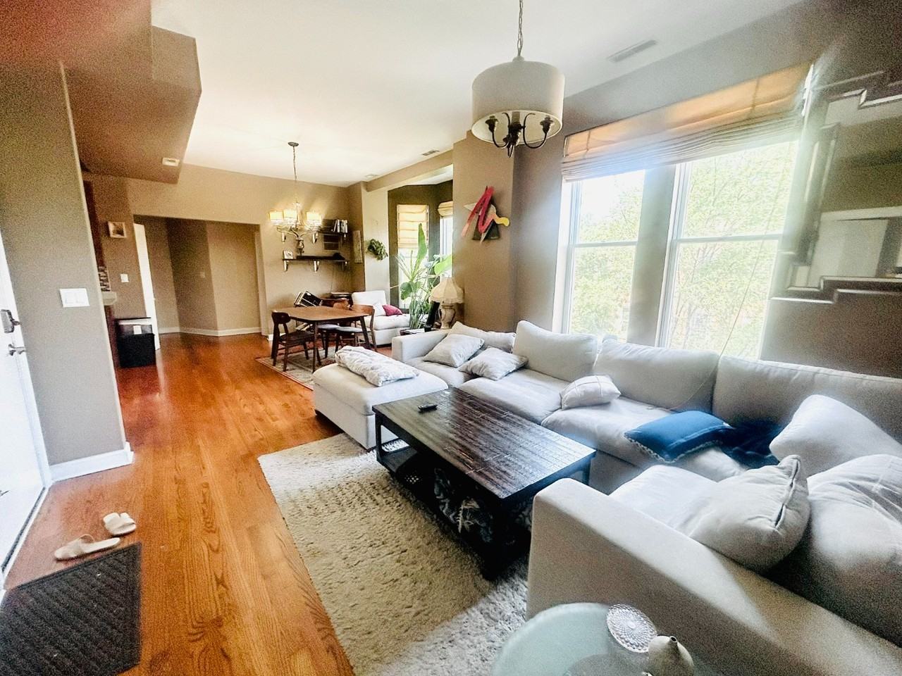 1058 N Damen Ave #3F - Photo 3 of 11
