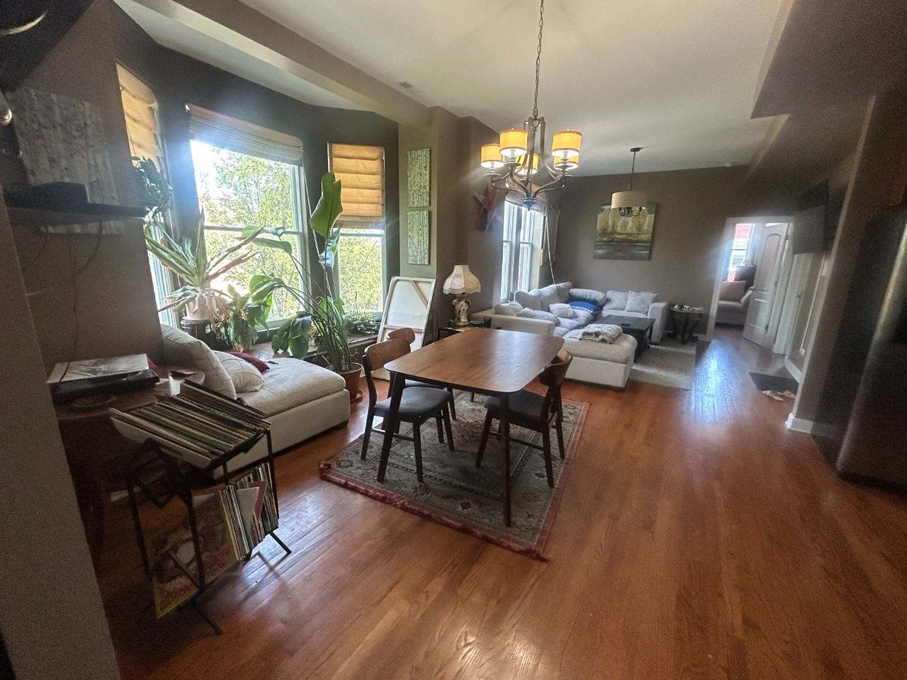 1058 N Damen Ave #3F - Photo 6 of 11