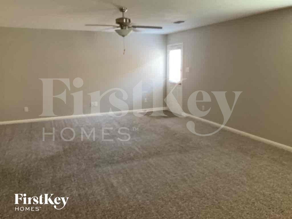 179 Aster Dr - Photo 2 of 8