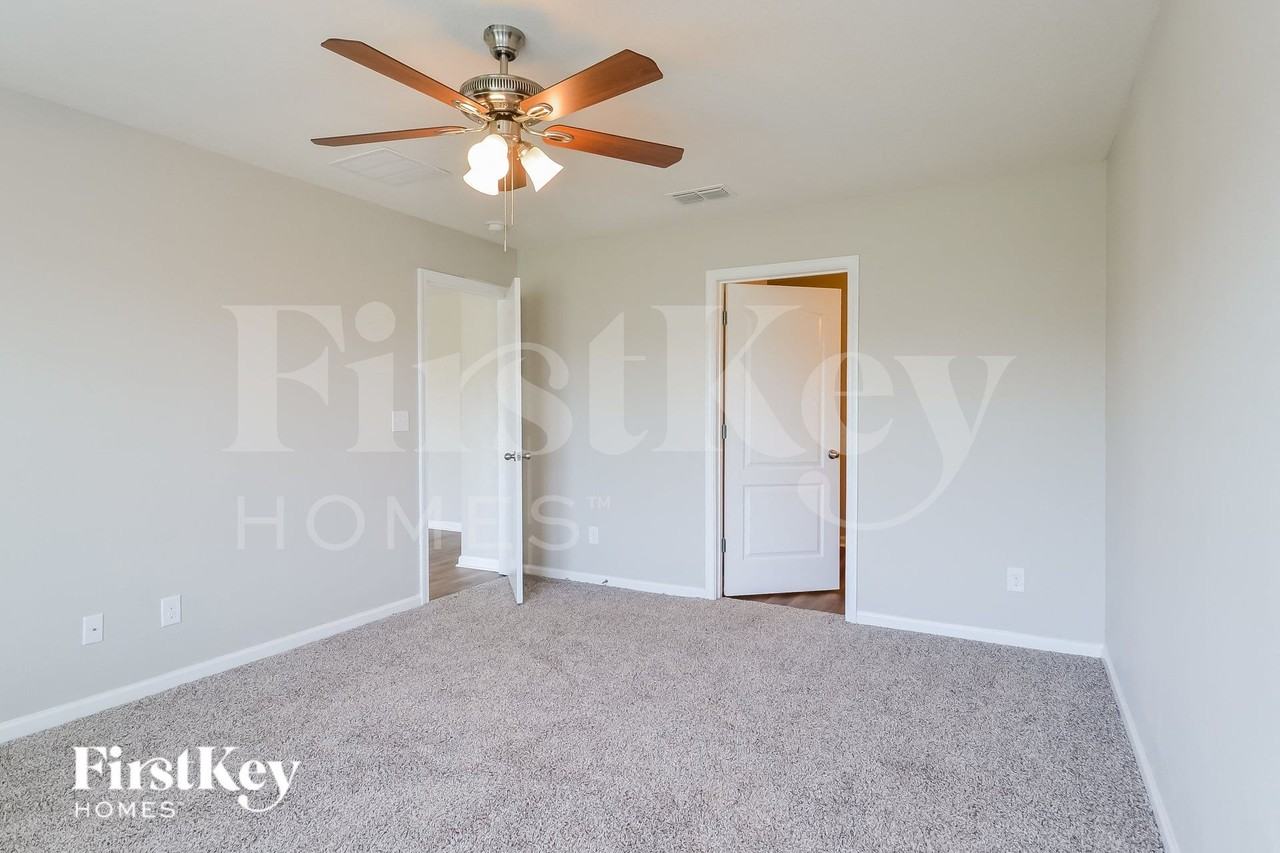 212 Blue Creek Way - Photo 7 of 15
