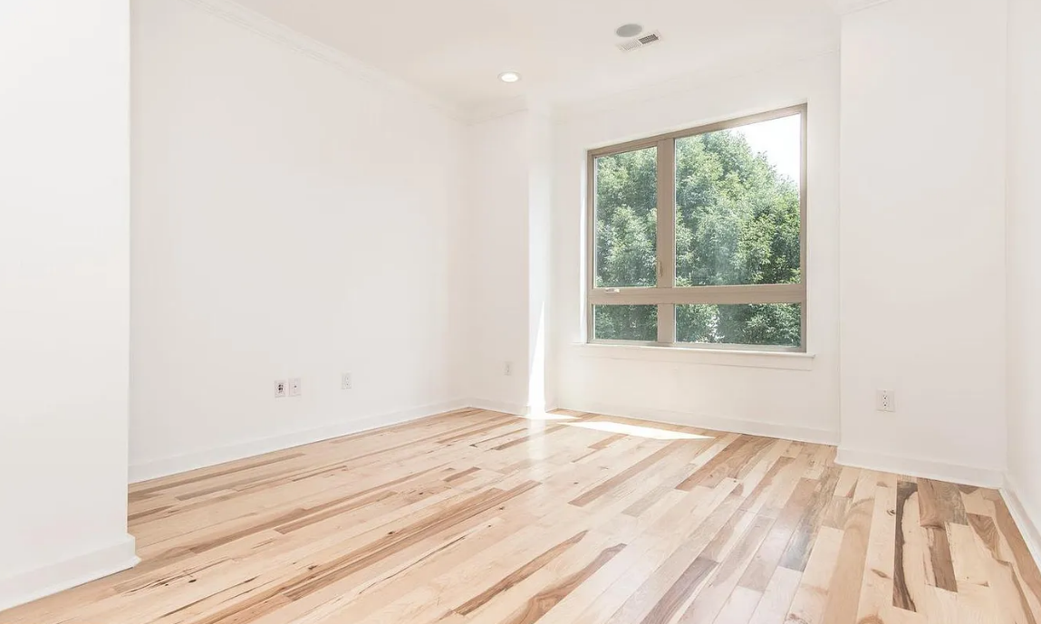 1836 N Marshall St - Photo 7 of 15