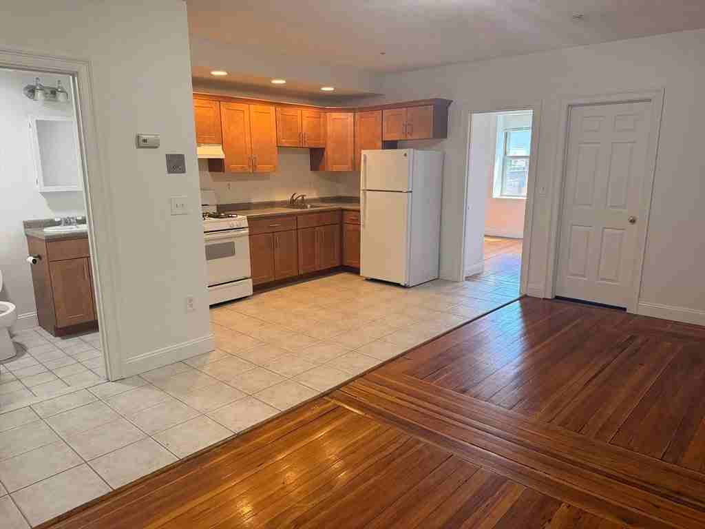 173 Winnisimmet St - Photo 3 of 14
