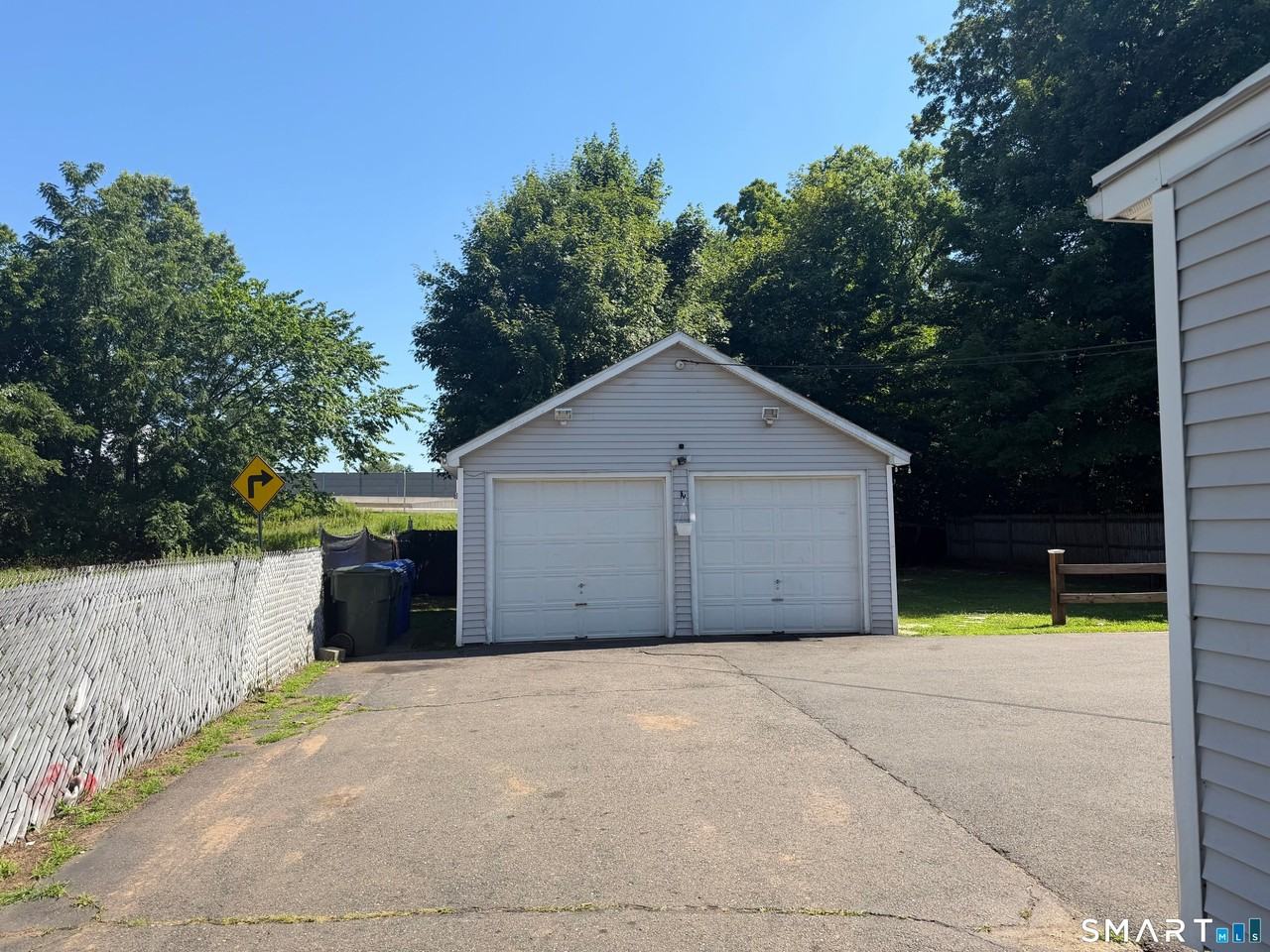117 Silver Ln - Photo 4 of 12