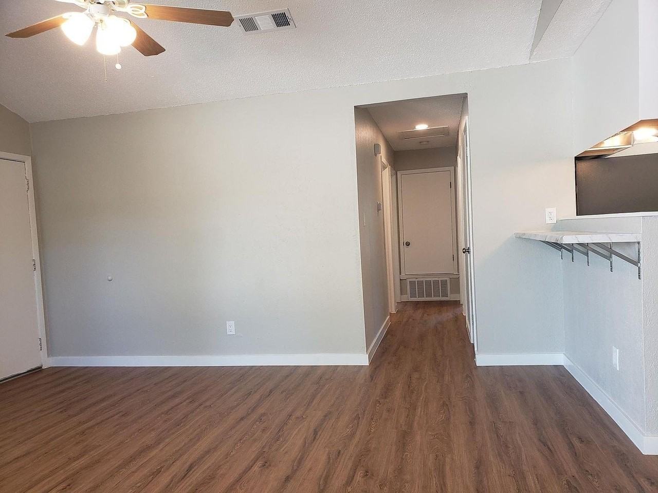 802 Ranch Rd Unit A - Photo 5 of 11