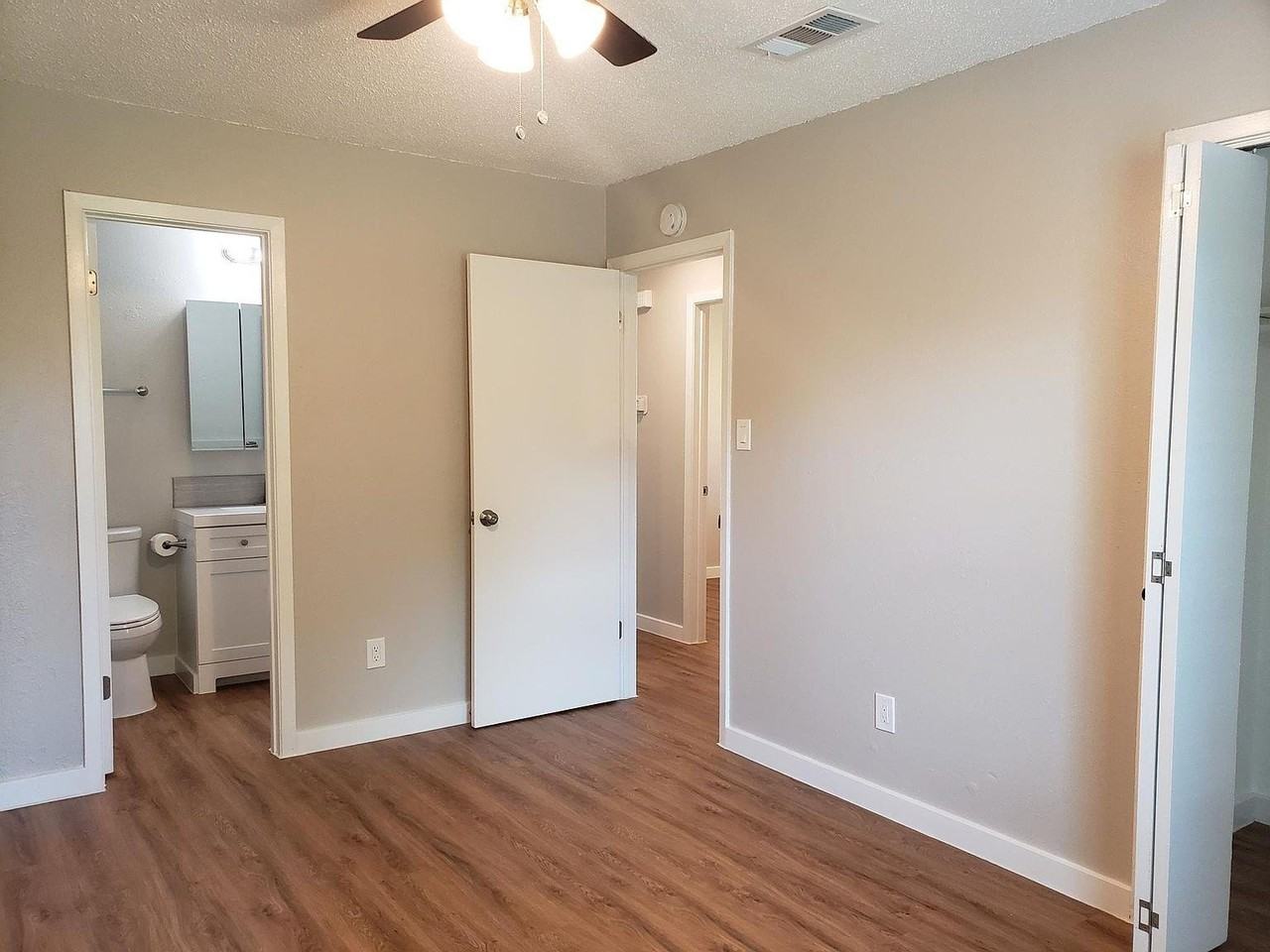 802 Ranch Rd Unit A - Photo 7 of 11