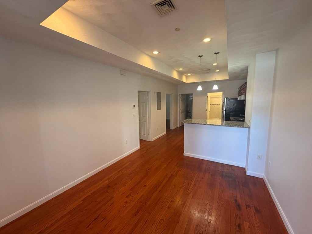 35 Cherry St - Photo 2 of 7