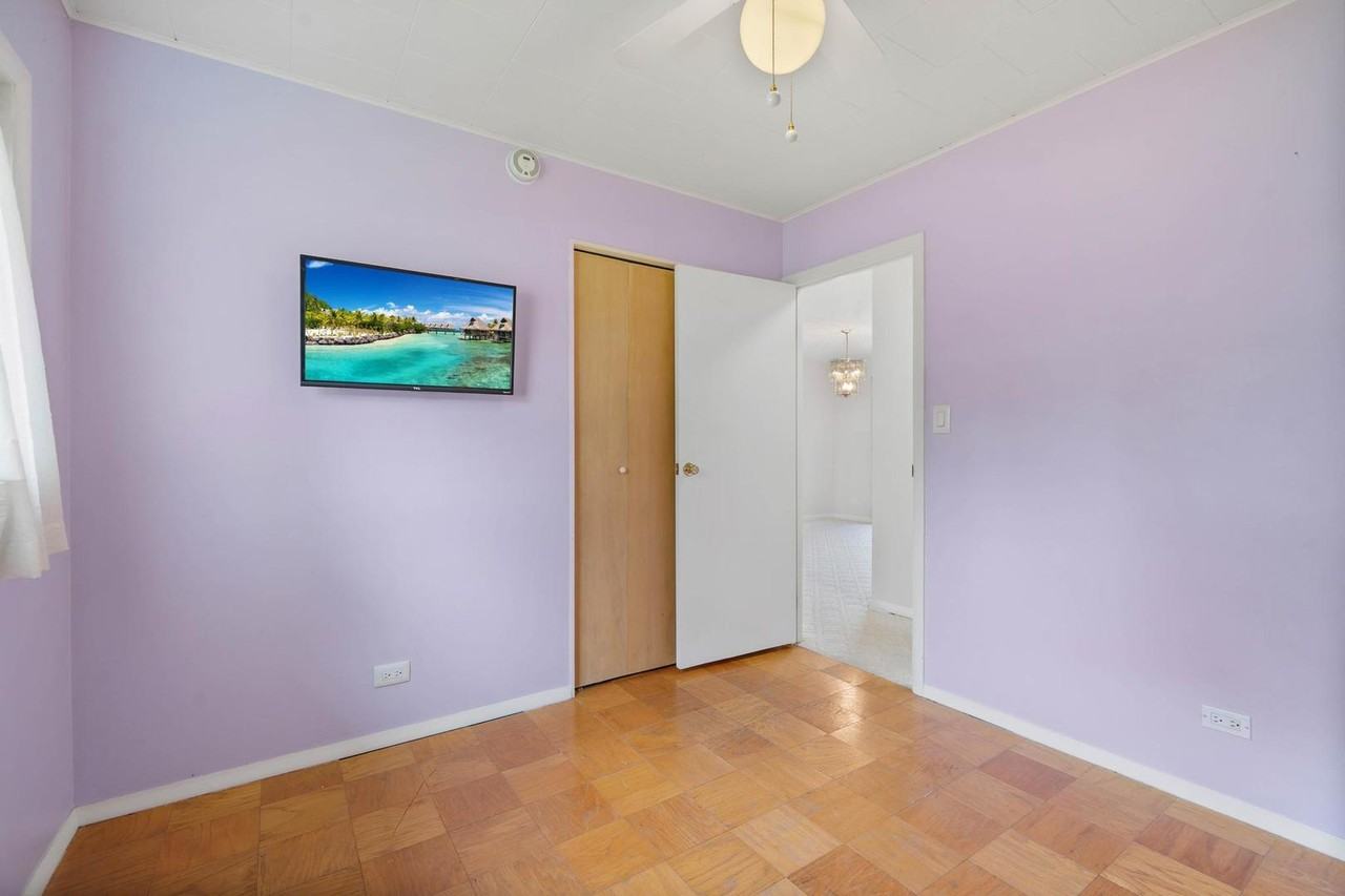 818 Leahy Cir - Photo 6 of 32