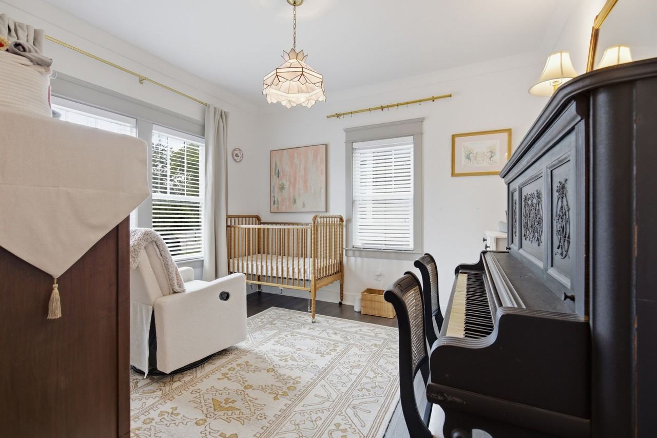 622B Annex Ave #B - Photo 6 of 33