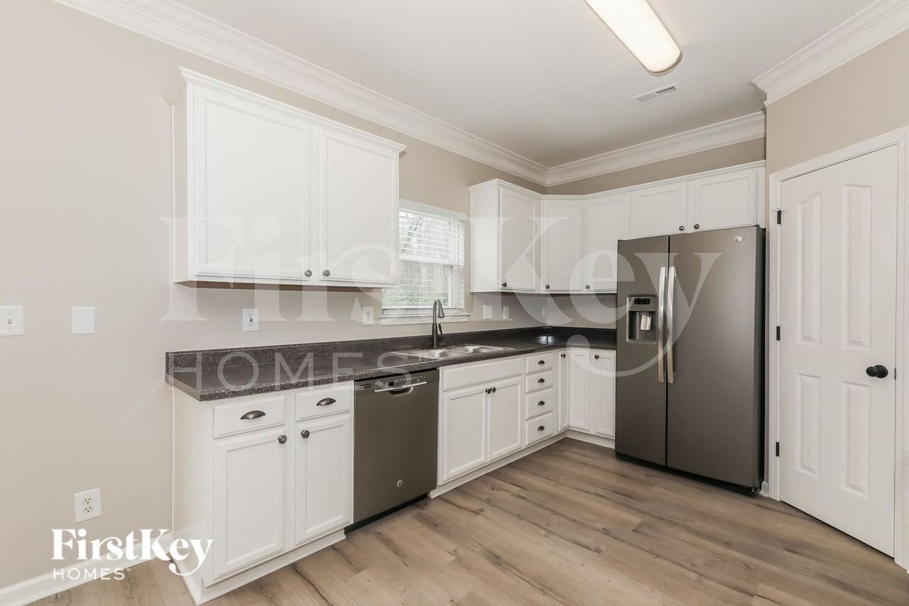 3010 Chimney Wood Trl - Photo 5 of 15