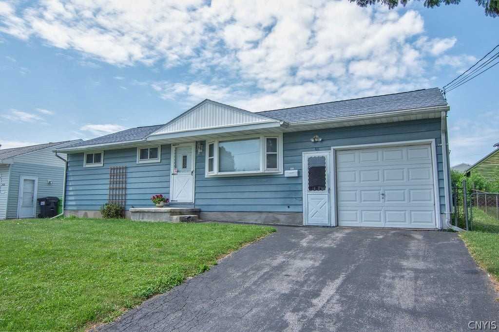 311 Swansea Ave - Photo 2 of 37