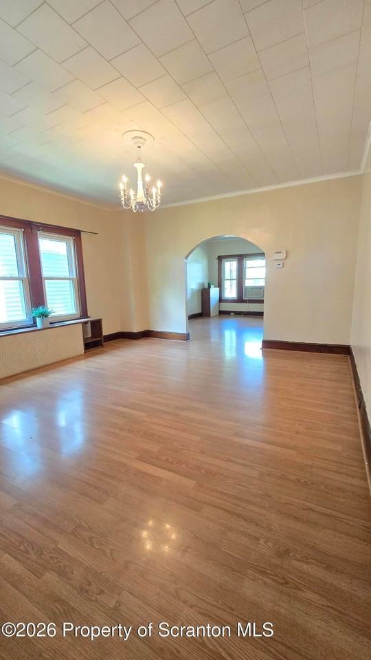 542 Deacon St - Photo 6 of 25