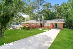 featured image of 3393 Woods Dr