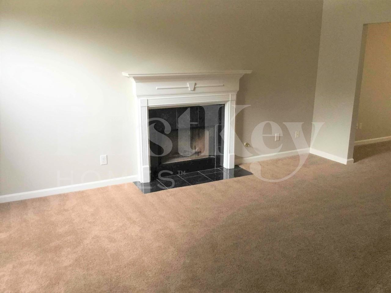 2324 Sandspring Dr Sw - Photo 2 of 18
