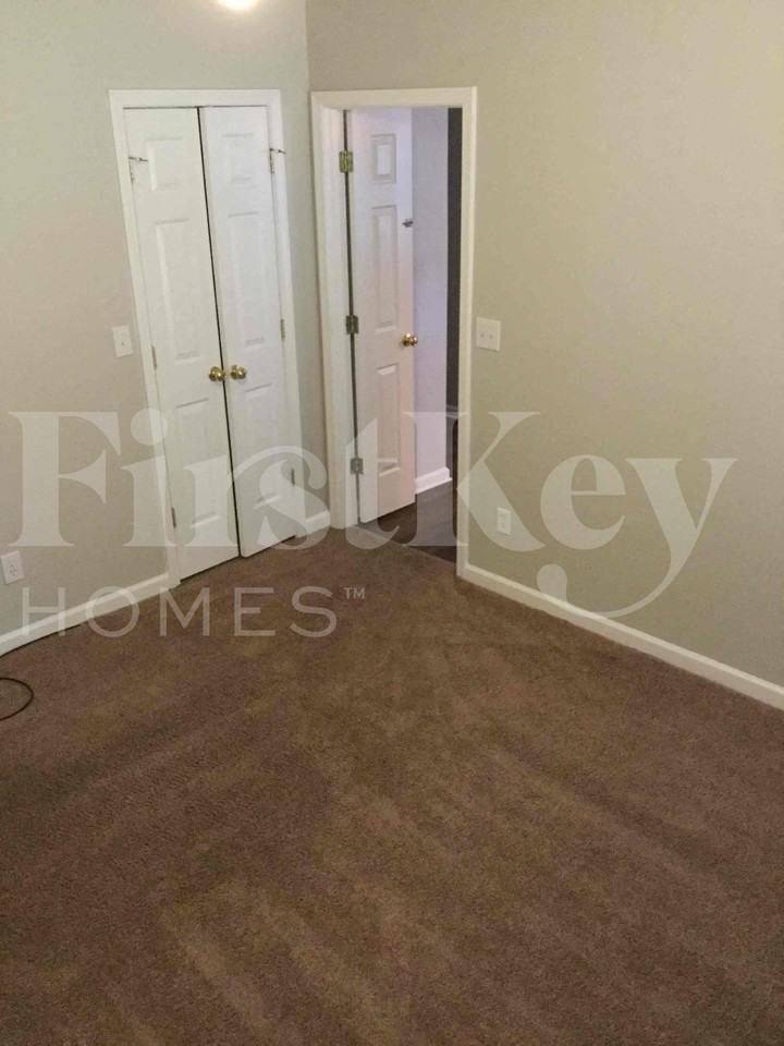 2324 Sandspring Dr Sw - Photo 5 of 18