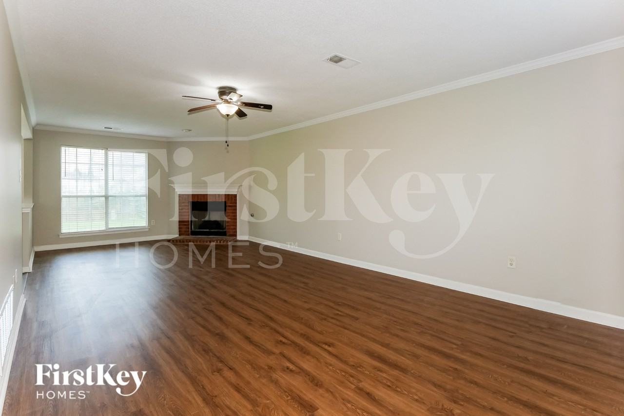 13629 Hunters Forest Cv - Photo 2 of 19