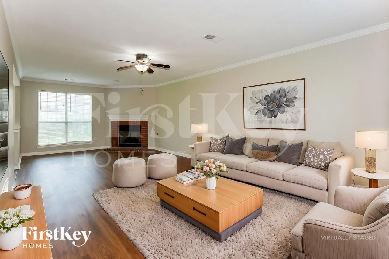 13629 Hunters Forest Cv - Photo 3 of 19