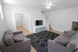 804 W 21st St - Photo 1 of 1