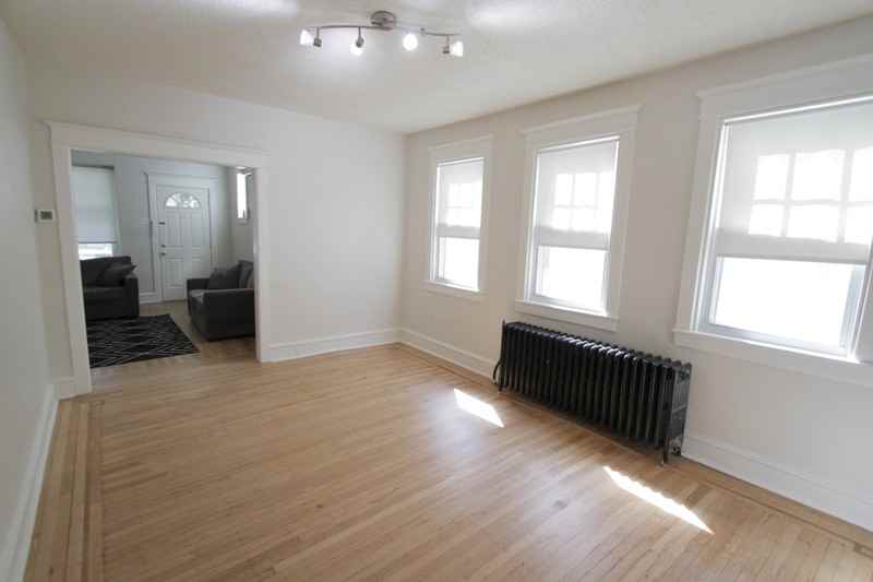 804 W 21st St - Photo 5 of 23