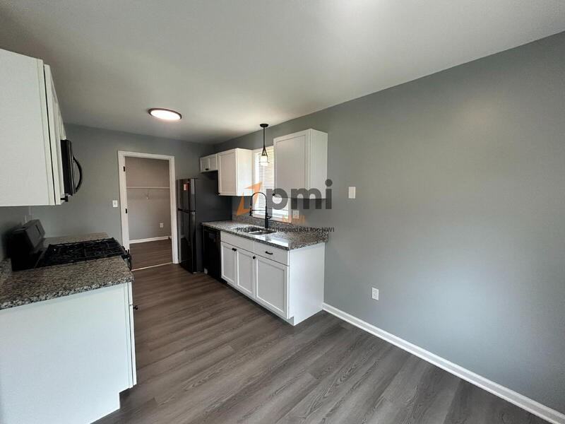 5930 Fiesta Ave #D - Photo 3 of 17