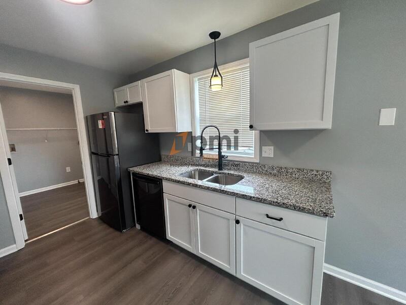 5930 Fiesta Ave #D - Photo 5 of 17