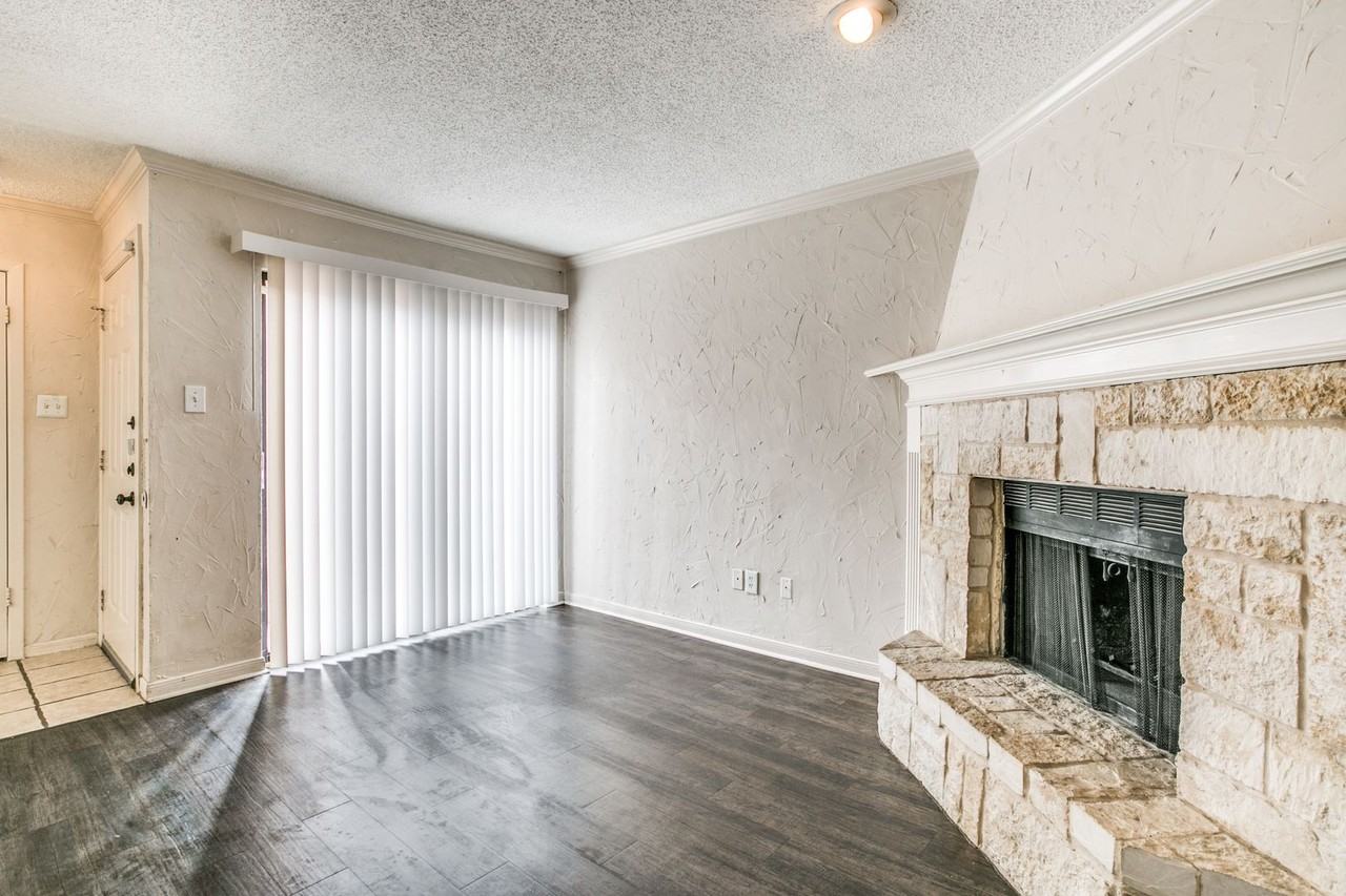 2621 Piedras - Photo 3 of 15