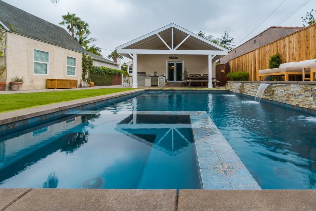 1312 S Orange Grove Ave - Photo 4 of 38