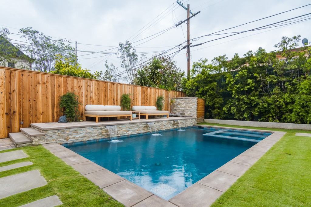 1312 S Orange Grove Ave - Photo 7 of 38