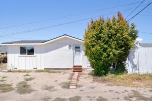 featured image of 101 Pinal Ave