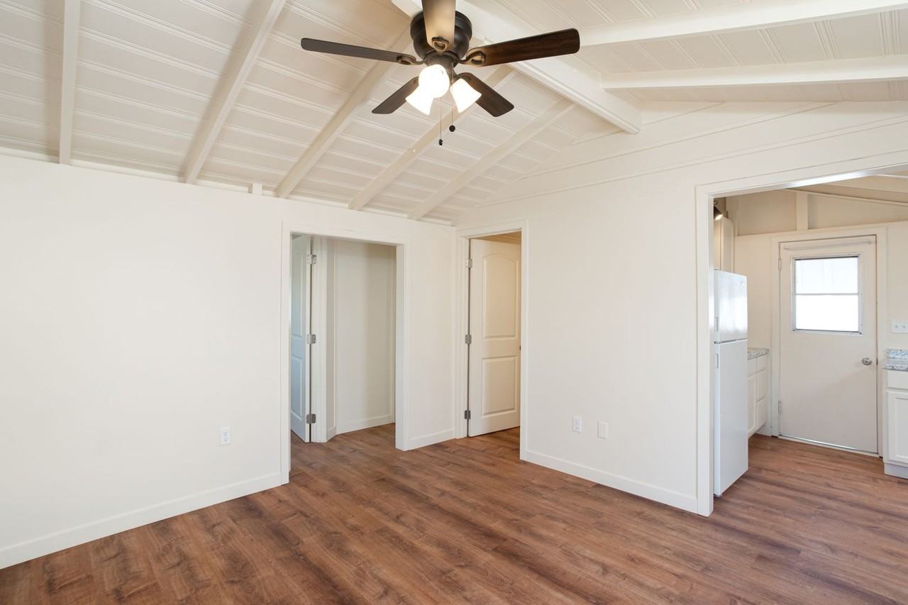 101 Pinal Ave - Photo 2 of 18