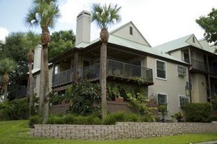 199 Afton Sq - Photo 1 of 1