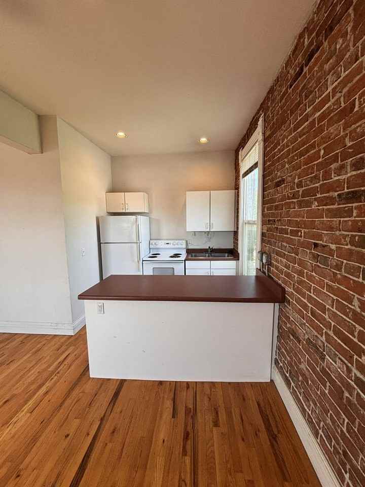 101 W Bridge St #1 - Photo 5 of 11