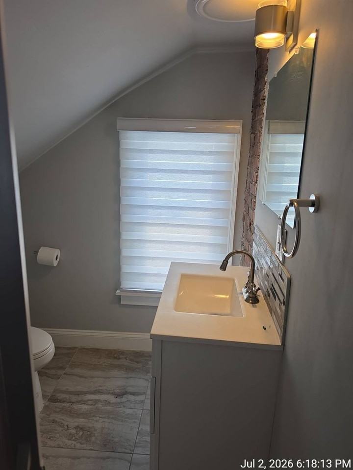 3302 Tullamore Rd - Photo 6 of 50