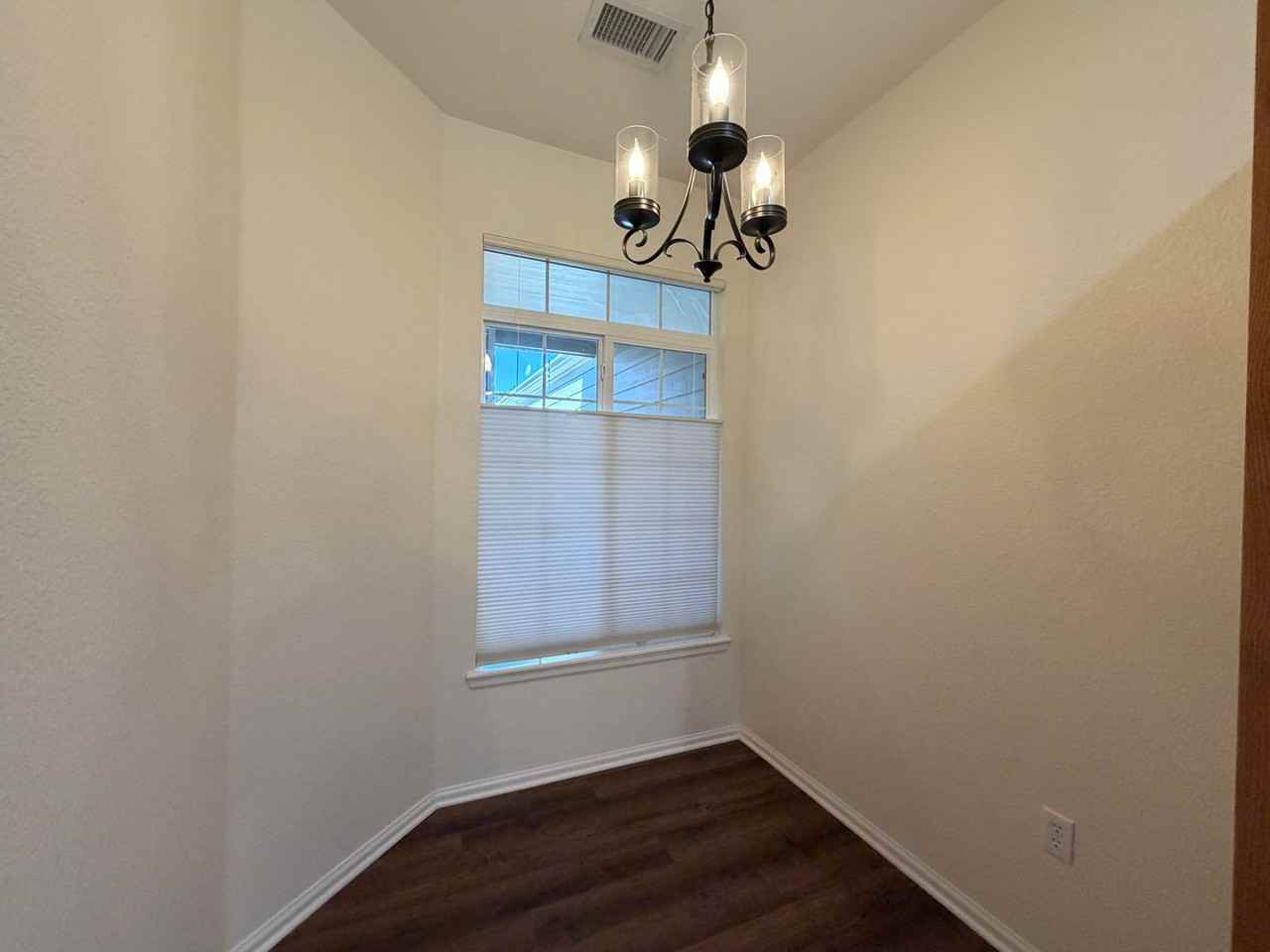 4430 S Jebel Ln - Photo 7 of 31