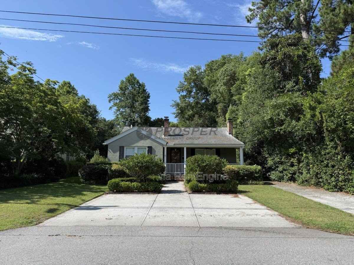 575 Elizabeth Ln W - Photo 3 of 10