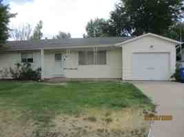 featured image of 450 Crestmoor Rd