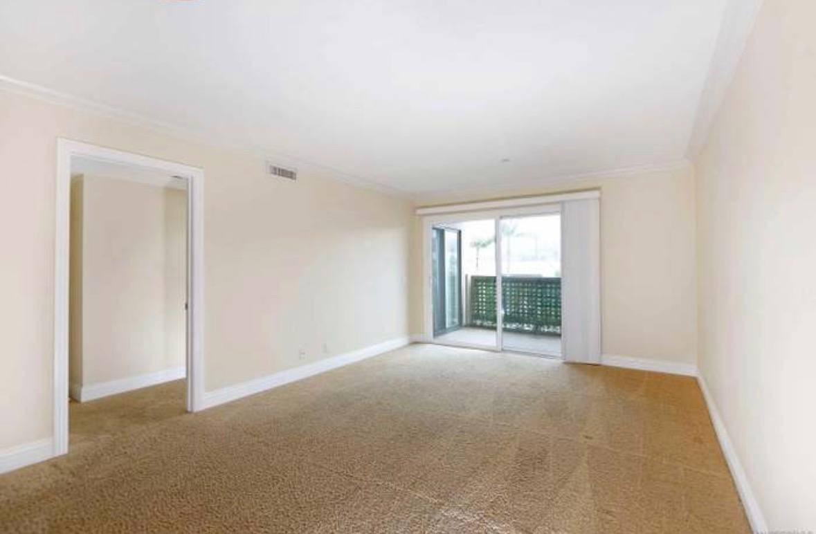 7509 Draper Ave - Photo 2 of 3