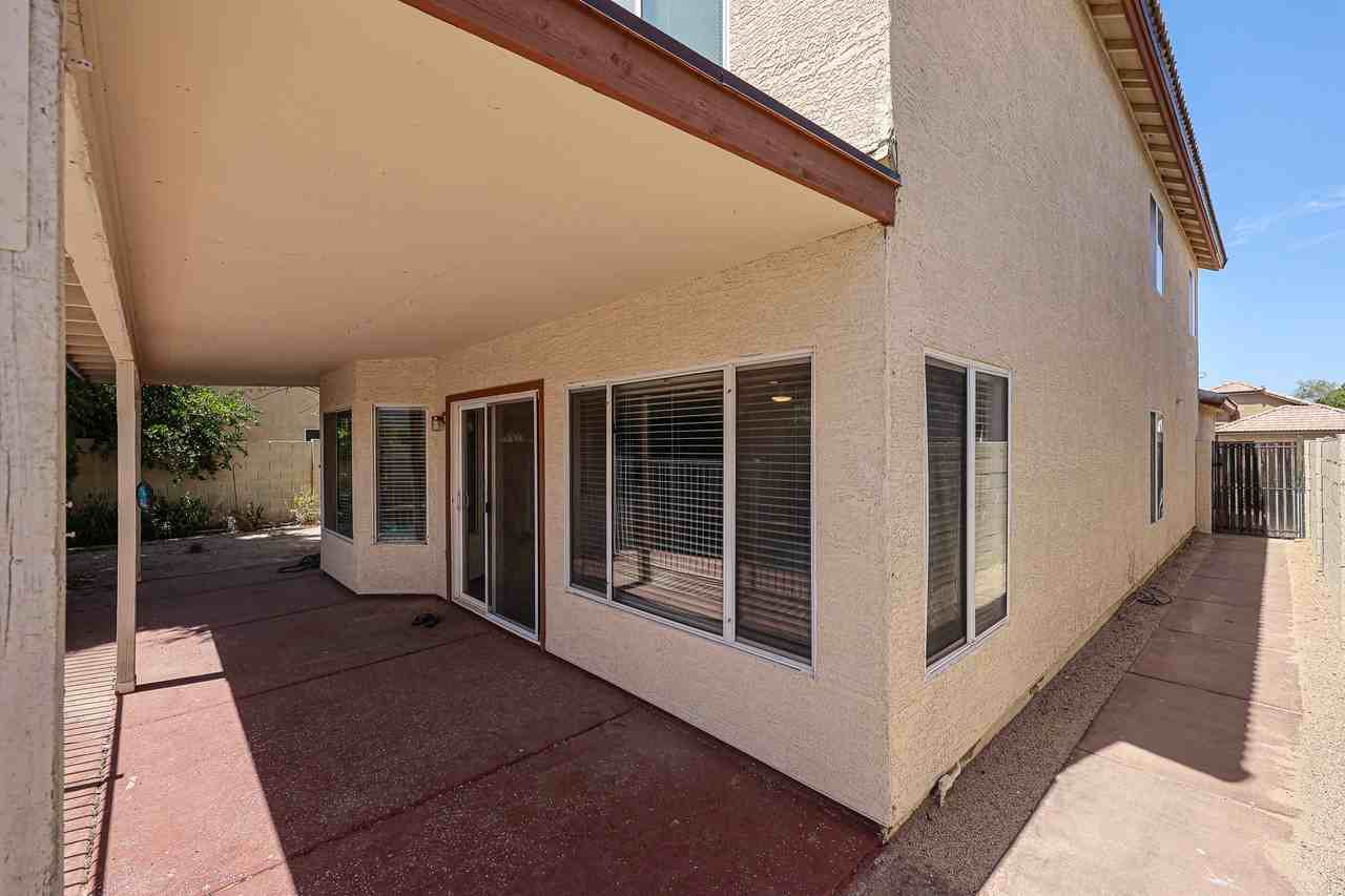 820 N Granada Dr - Photo 6 of 49