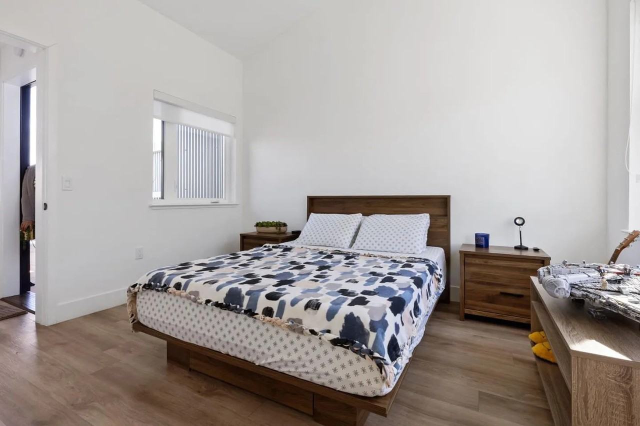 202 Panetta Ave - Photo 3 of 3