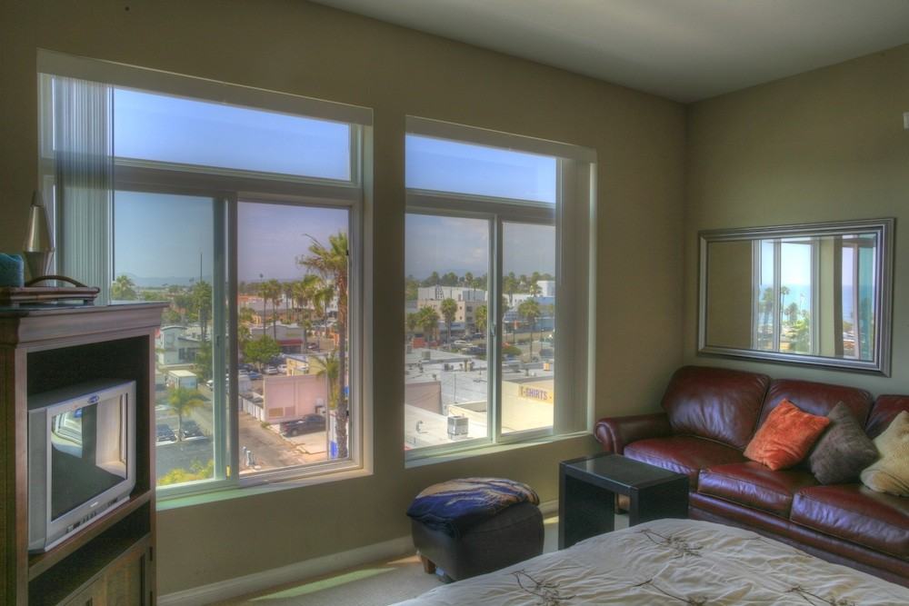 301 Mission Ave #503 - Photo 3 of 36