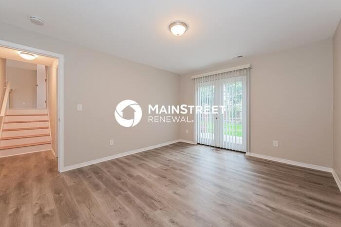 411 96th Ave Se - Photo 7 of 18