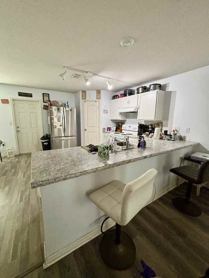 204 Gladiola Ct - Photo 5 of 22