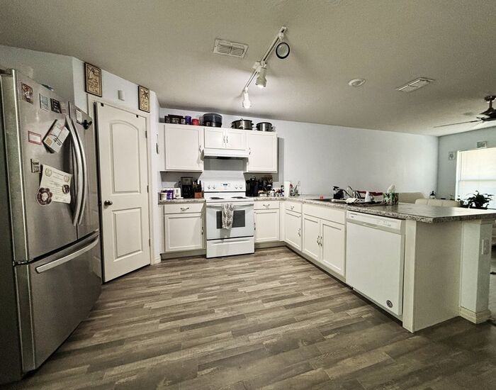 204 Gladiola Ct - Photo 6 of 22